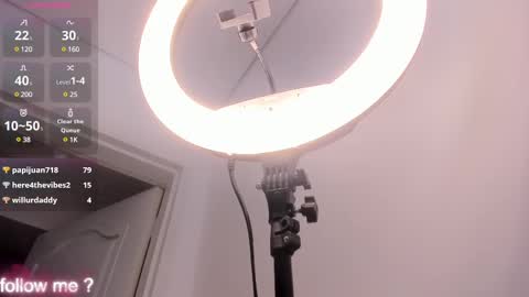 Snapshot of belladuboiss_ chatting on February 16, 2025, 6:43 pm belladuboiss_ online show from February 16, 2025, 6:43 pm
