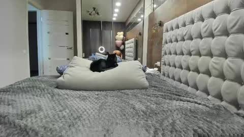 BellaFlexy online show from May 14, 2026, 3:35 am
