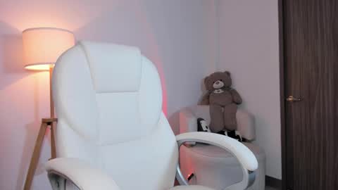 Bella Mia online show from February 10, 2026, 12:59 am