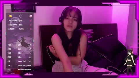 Snapshot of bellamoteluna chatting on November 15, 2025, 2:09 am Bella Monteluna online show from November 15, 2025, 2:09 am