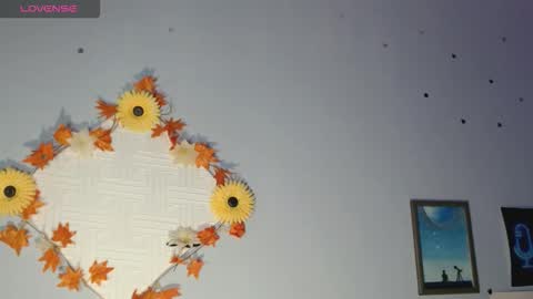 bellaqueen0701 online show from October 1, 2025, 10:16 pm