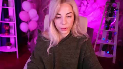 Bella online show from February 25, 2026, 5:06 am