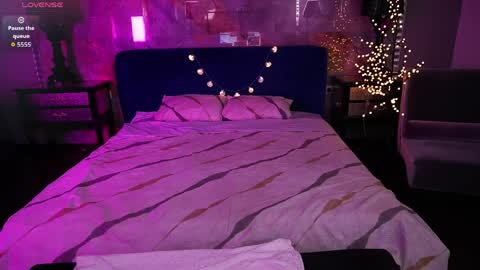 Bella online show from April 2, 2026, 1:31 pm