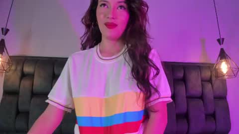 LUCIANA online show from June 17, 2026, 9:38 pm