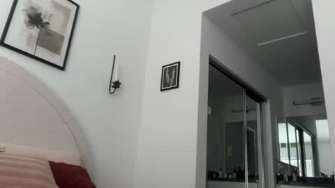 Isabella Ryder online show from July 17, 2026, 9:19 pm