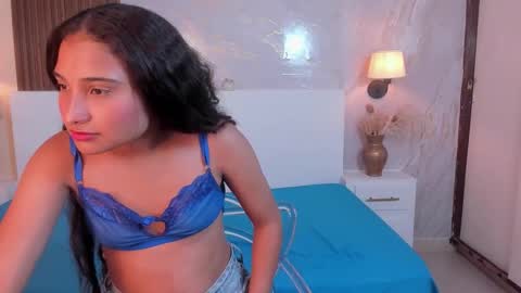 Snapshot of bellasky4 chatting on September 16, 2025, 12:17 pm Bella online show from September 16, 2025, 12:17 pm