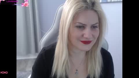 Snapshot of bellastar84 chatting on October 2, 2025, 12:45 pm Starr40 online show from October 2, 2025, 12:45 pm