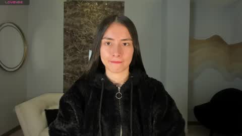 B E L L A  online show from June 15, 2026, 10:39 am