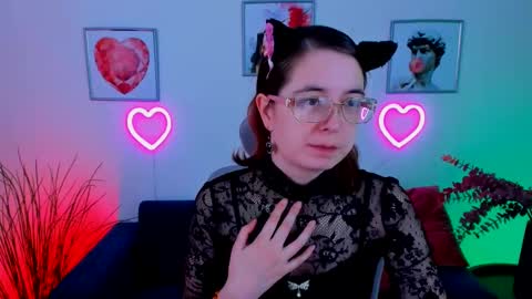 Snapshot of bellatrixllestrange chatting on December 19, 2024, 4:46 pm Bella. Ntmu online show from December 19, 2024, 4:46 pm