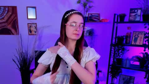 Snapshot of bellatrixllestrange chatting on January 22, 2025, 3:31 am Bella. Ntmu online show from January 22, 2025, 3:31 am