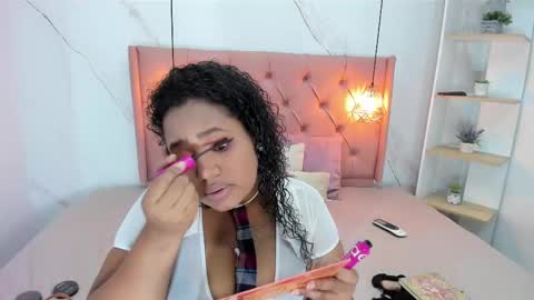 Snapshot of belle_brunette chatting on March 11, 2025, 9:48 pm belle online show from March 11, 2025, 9:48 pm