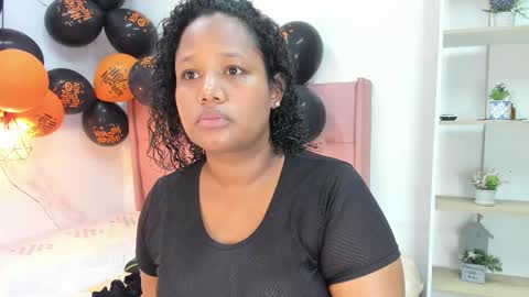 Snapshot of belle_brunette chatting on November 1, 2025, 9:28 pm belle online show from November 1, 2025, 9:28 pm