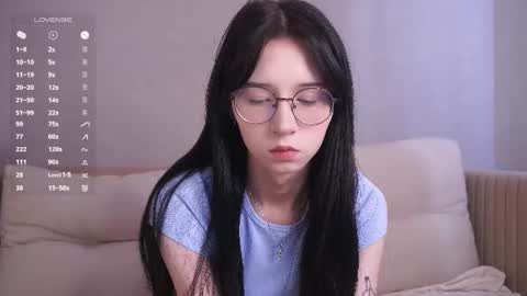 Snapshot of belle_phine chatting on July 19, 2026, 6:50 am Bea online show from July 19, 2026, 6:50 am