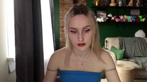 Belle online show from October 4, 2025, 4:10 am