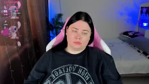 Snapshot of bellybooxo chatting on November 12, 2025, 5:41 am LinaBoo online show from November 12, 2025, 5:41 am