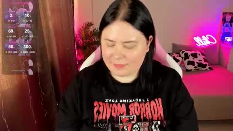 Snapshot of bellybooxo chatting on November 18, 2025, 5:56 am LinaBoo online show from November 18, 2025, 5:56 am