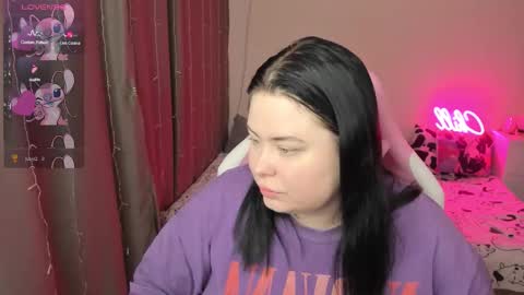 LinaBoo online show from February 2, 2026, 4:11 am