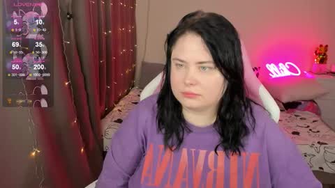 LinaBoo online show from February 11, 2026, 5:12 am