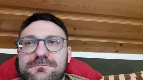 ben00189 online show from November 16, 2025, 1:17 pm