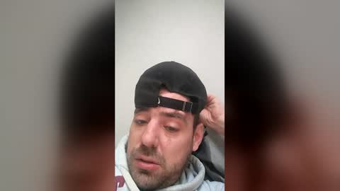 ben8296 online show from April 26, 2026, 5:21 pm