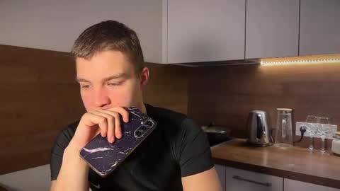 ben_harmon online show from April 15, 2026, 7:59 am