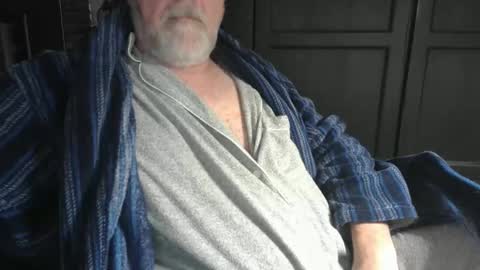 Snapshot of bendrinkin chatting on January 7, 2025, 10:22 am bendrinkin online show from January 7, 2025, 10:22 am