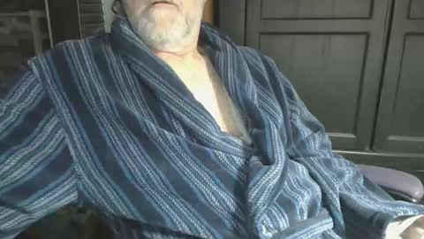 Snapshot of bendrinkin chatting on March 9, 2025, 9:02 am bendrinkin online show from March 9, 2025, 9:02 am