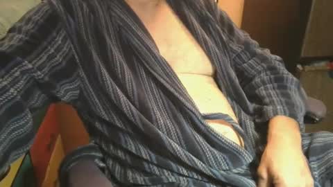 Snapshot of bendrinkin chatting on September 30, 2025, 10:09 am bendrinkin online show from September 30, 2025, 10:09 am