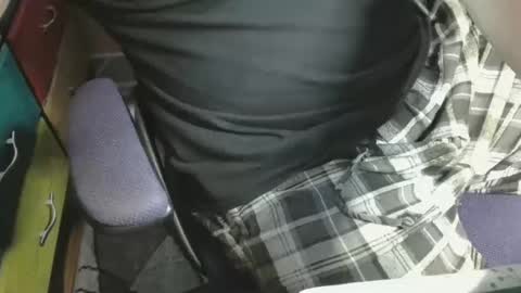 Snapshot of bendrinkin chatting on October 17, 2025, 10:45 pm bendrinkin online show from October 17, 2025, 10:45 pm