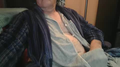 Snapshot of bendrinkin chatting on November 11, 2025, 10:04 am bendrinkin online show from November 11, 2025, 10:04 am