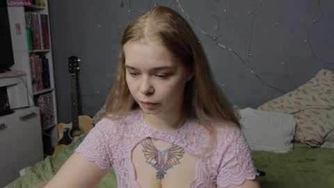 KENDALL  NATHAN online show from April 13, 2026, 7:25 am