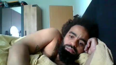 Snapshot of bengel_mozam chatting on October 21, 2025, 7:20 am kevin online show from October 21, 2025, 7:20 am