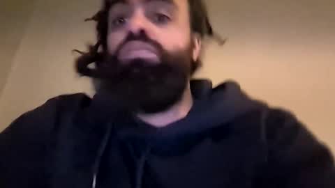 Snapshot of bengel_mozam chatting on April 4, 2026, 8:28 pm kevin online show from April 4, 2026, 8:28 pm