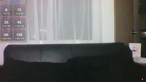 Tiffany and Bengie online show from November 3, 2025, 3:52 am