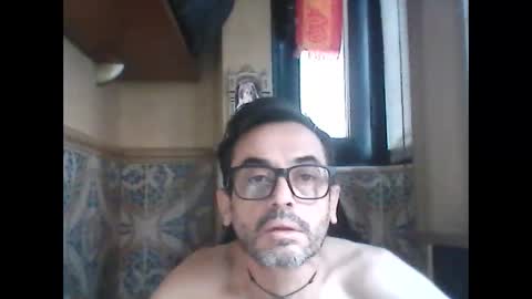 benidorm9 online show from May 24, 2026, 5:29 pm