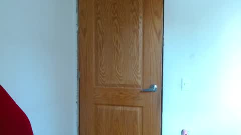 benjamin_isaac online show from September 26, 2025, 12:53 pm