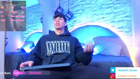 BENJAMIN online show from September 15, 2025, 12:27 pm