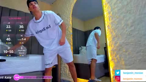 BENJAMIN online show from November 9, 2025, 6:50 pm