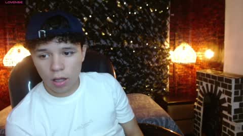 Snapshot of benjamintwink1 chatting on January 3, 2025, 7:18 pm BENJAMIN online show from January 3, 2025, 7:18 pm