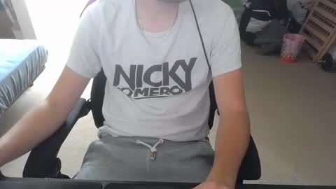 benjifrenchione online show from September 18, 2025, 11:34 am