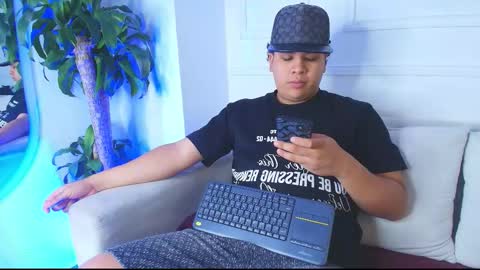 Snapshot of bennett_alejoo chatting on October 9, 2025, 7:23 pm bennett_alejoo online show from October 9, 2025, 7:23 pm