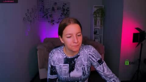 Snapshot of benny_duglas chatting on October 5, 2025, 9:18 am Benny online show from October 5, 2025, 9:18 am