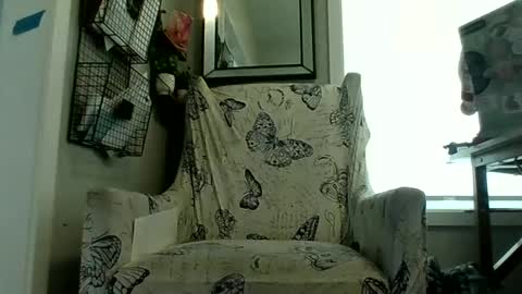 BennyC online show from October 6, 2025, 5:43 pm