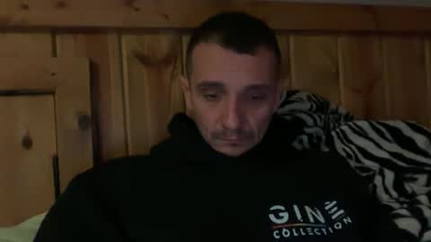 Snapshot of bennymn chatting on February 8, 2026, 2:37 am benny and innocentvixon online show from February 8, 2026, 2:37 am