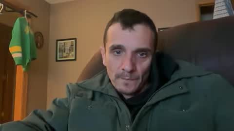 Snapshot of bennymn chatting on March 6, 2026, 2:52 am benny and innocentvixon online show from March 6, 2026, 2:52 am