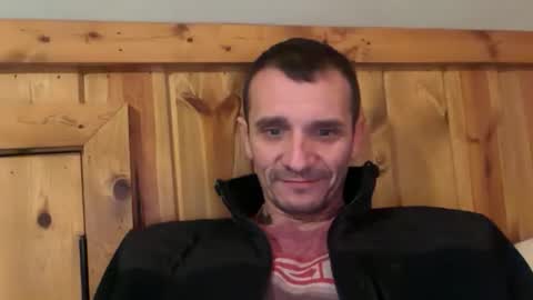 Snapshot of bennymn chatting on April 11, 2026, 6:34 pm benny and innocentvixon online show from April 11, 2026, 6:34 pm