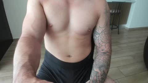 Snapshot of benthebodybuilder chatting on December 15, 2024, 9:20 pm Ben Braxton online show from December 15, 2024, 9:20 pm