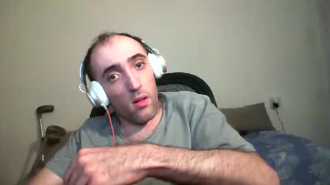 bentish online show from October 16, 2025, 4:08 pm