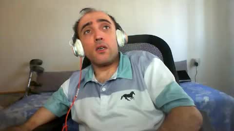 bentish online show from November 1, 2025, 9:33 am