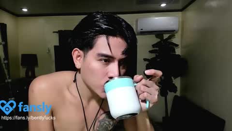 bentlyfuck online show from January 11, 2026, 8:25 pm